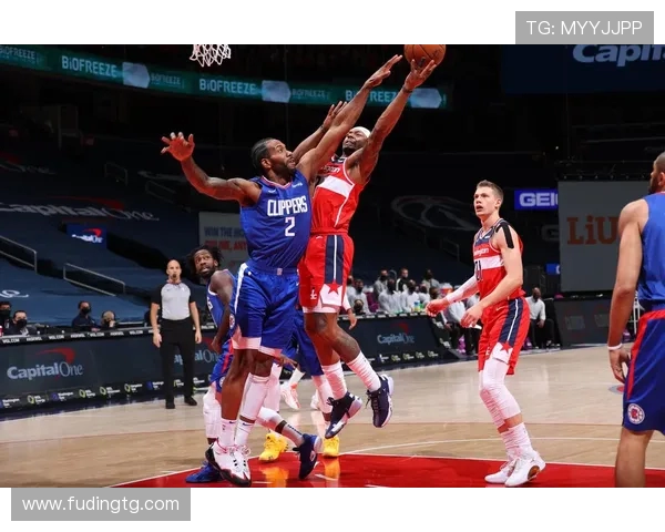 奇才队与骑士队激战正酣 双方实力碰撞迎来精彩对决