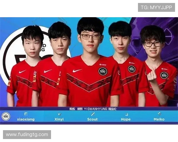 以knight中路为核心解析团队战术体系与版本格局变化