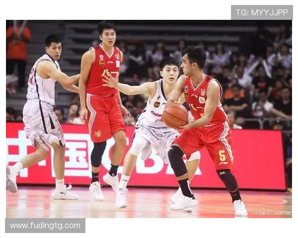 上海篮球队意识变革引发热议探索新战术与团队协作的未来发展 上海篮球队意识变革引发热议探索新战术与团队协作的未来发展