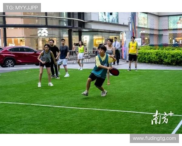 广州飞盘队意识争议引发热议球员与教练的观点碰撞解析