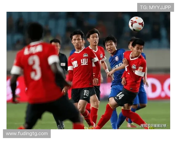 成都与杭州足球队的较量赛后分析与经验总结