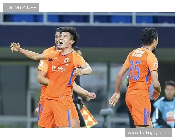 2017年中超精彩对决泰达主场迎战鲁能全力争胜