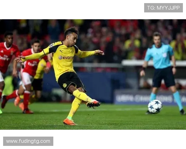 多特蒙德对阵本菲卡精彩直播全程回顾与赛况分析